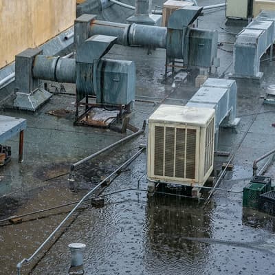 Emergency commercial roof response